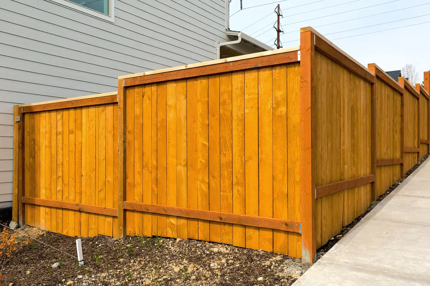 Fencing project by Hanley Fencing & Decking Inc. in Wasaga Beach